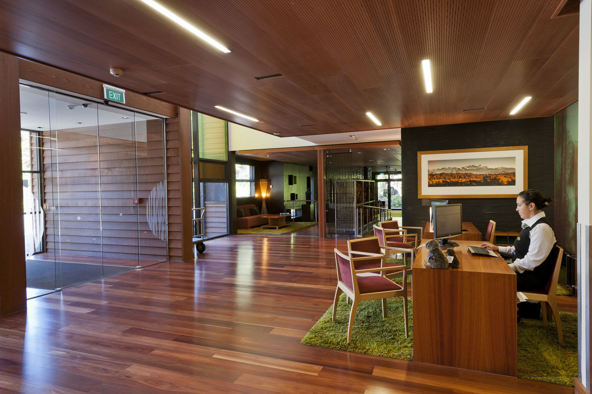 Hotel Legacy Te Waonui